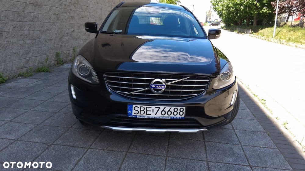 Volvo XC 60 ver-2-4d-awd-momentum - 3