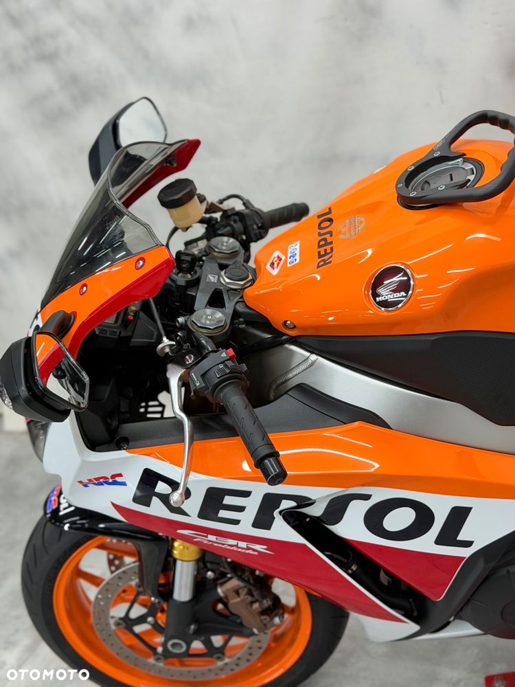 Honda CBR - 6