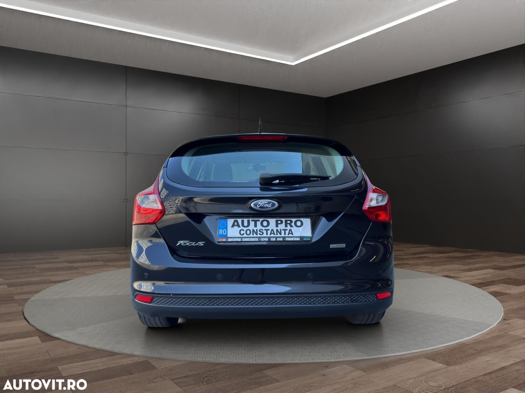 Ford Focus 1.0 EcoBoost Start-Stopp-System TREND - 15