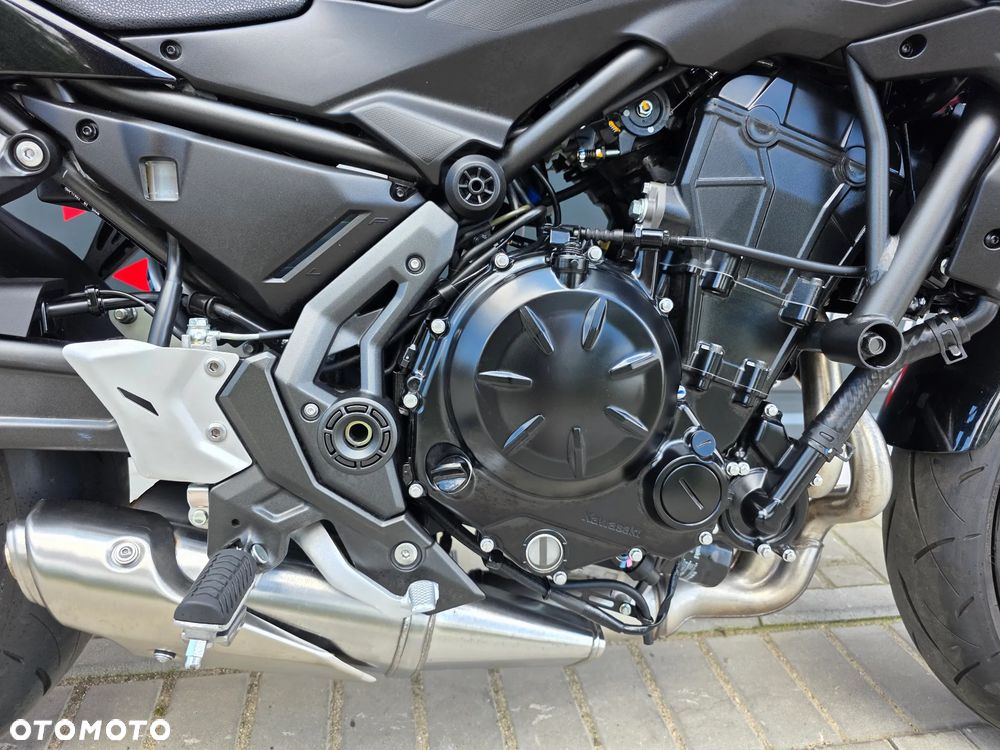 Kawasaki Z 650 - 25