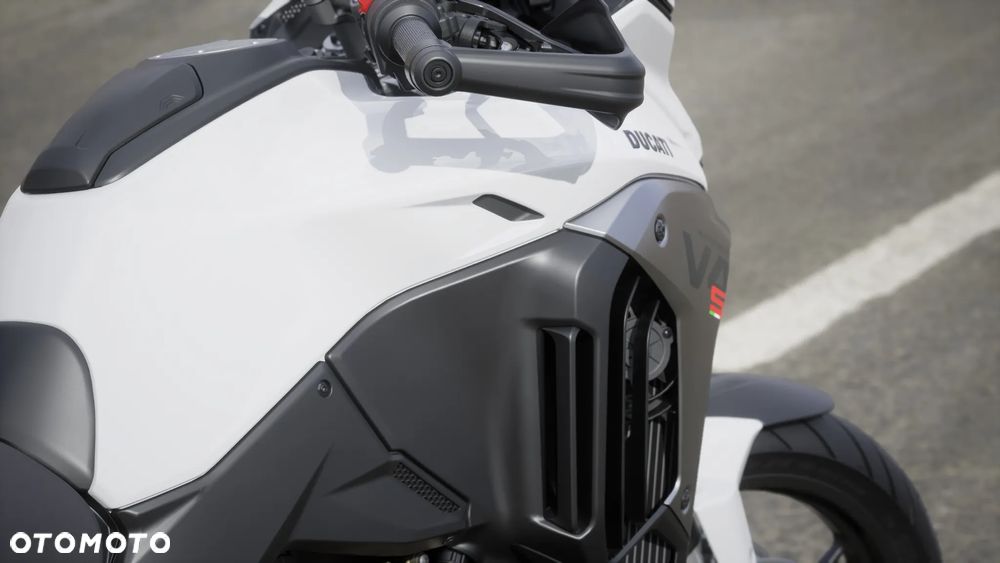 Ducati Multistrada - 13