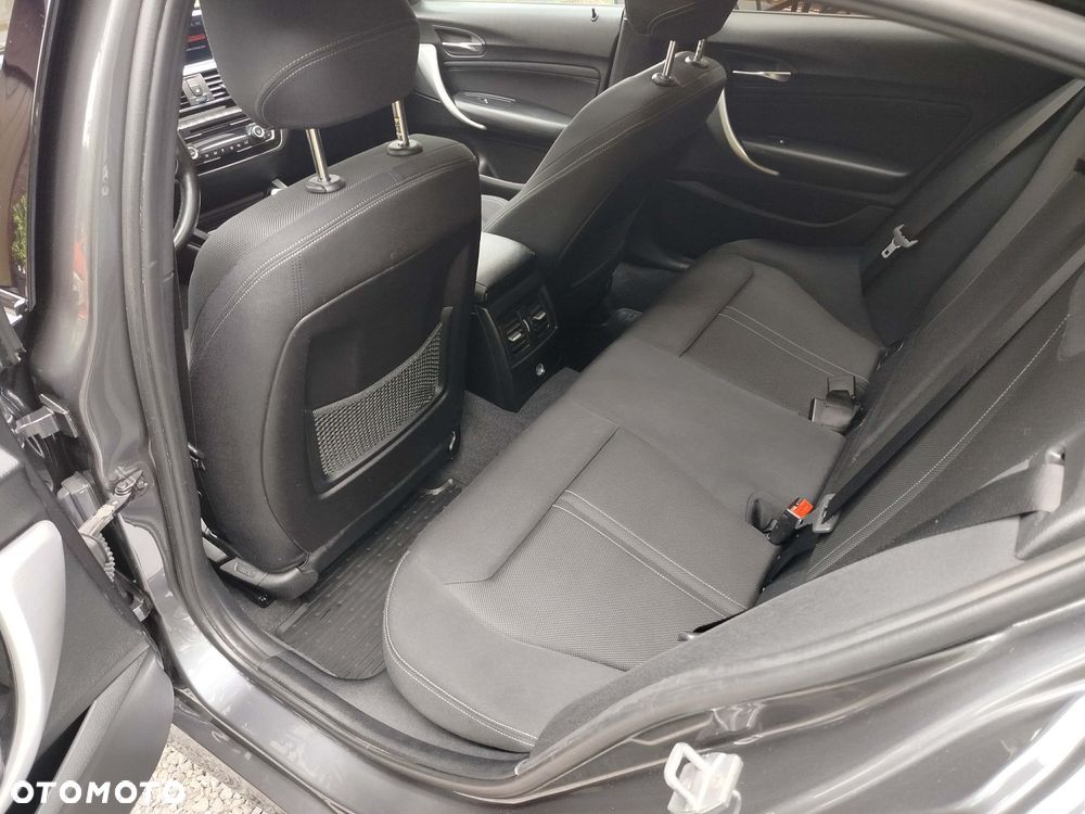 BMW Seria 1 120i GPF M Sport - 8