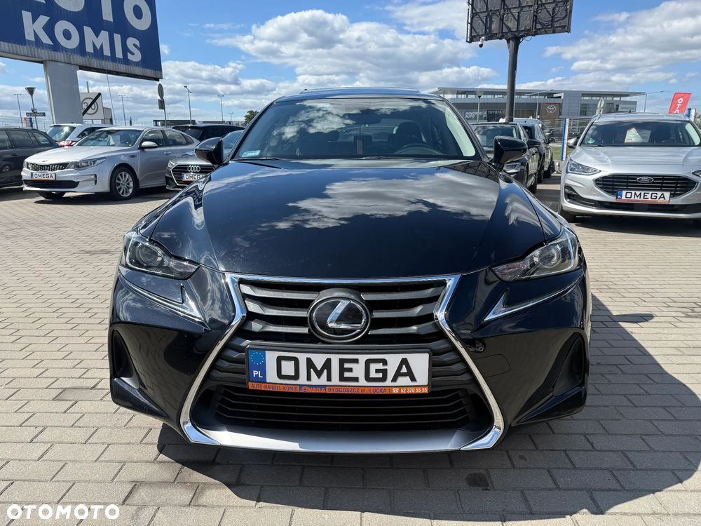 Lexus IS - 2