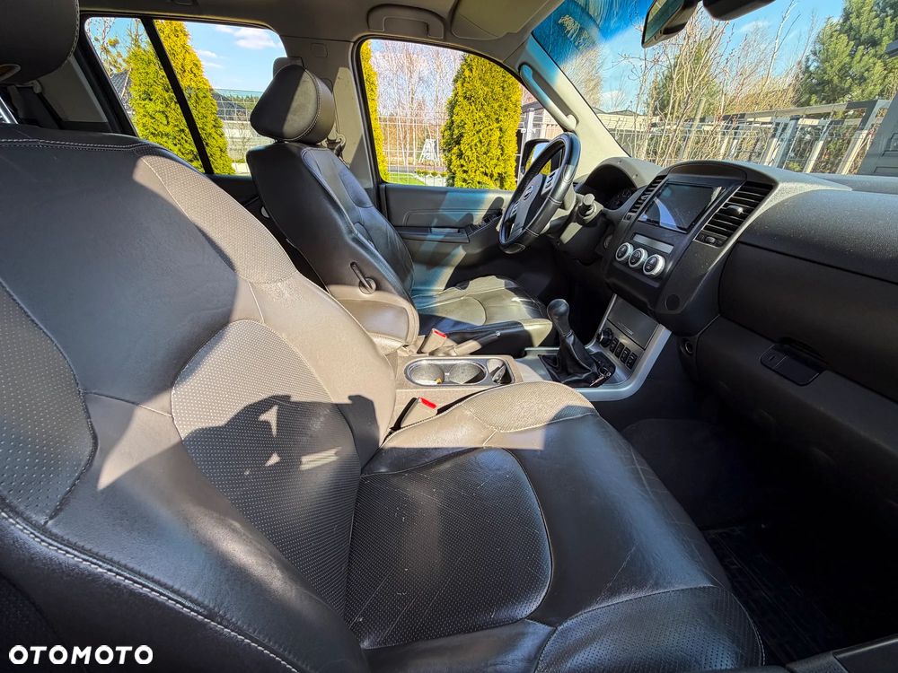 Nissan Navara 2.5 D SE Long - 6