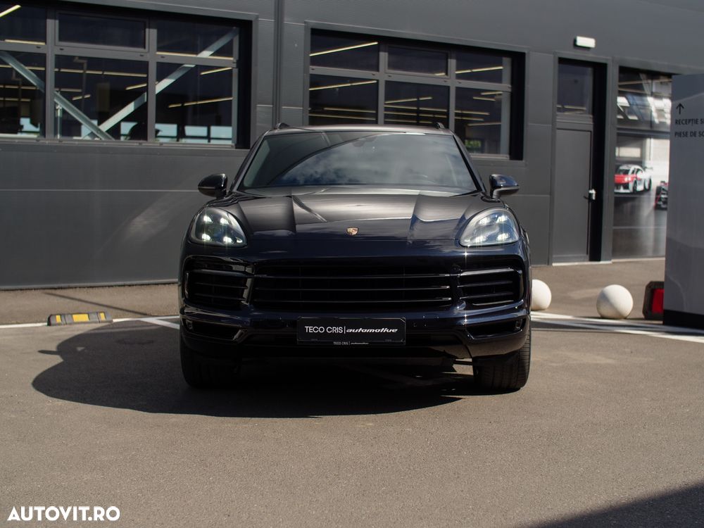 Porsche Cayenne - 3