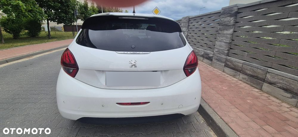 Peugeot 208 Blue-HDi 100 Stop&Start Allure - 2