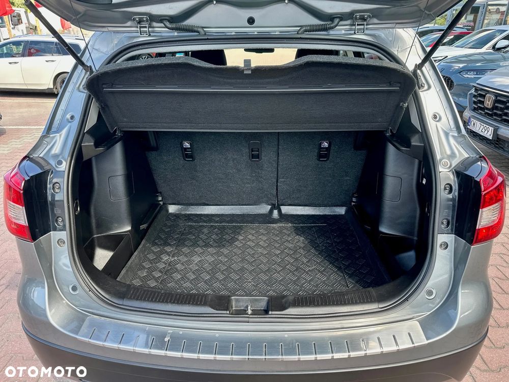 Suzuki SX4 S-Cross 1.0 T Premium - 11