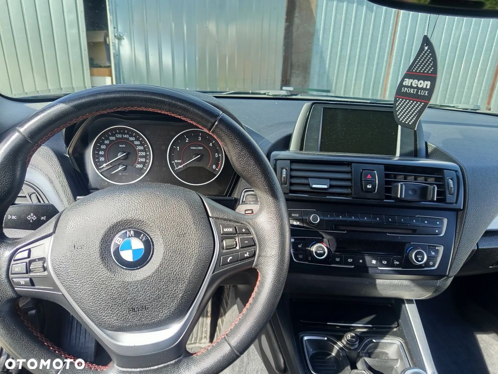 BMW Seria 1 118d Sport Line - 17