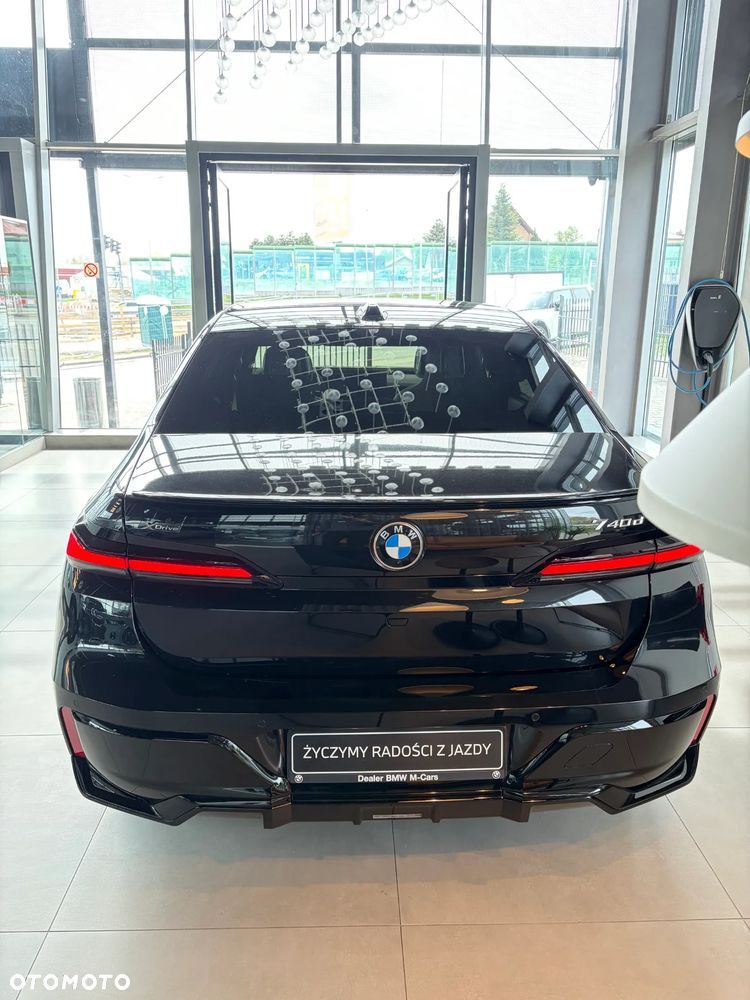 BMW Seria 7 740d xDrive mHEV sport - 11