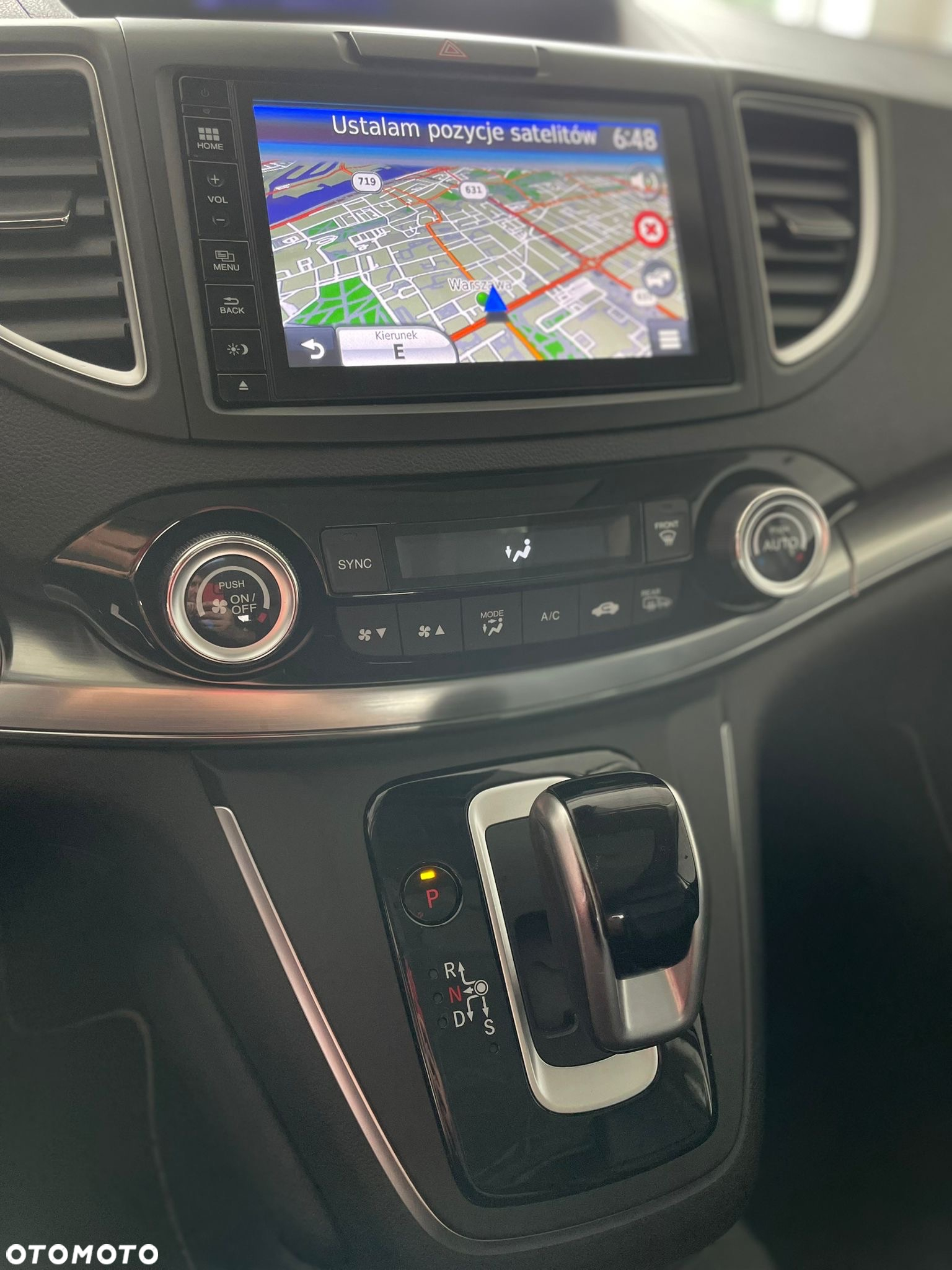 Honda CR-V 1.6i DTEC 4WD Automatik Lifestyle - 17