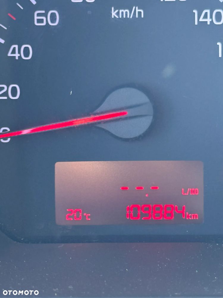 Kia Picanto 1.0 L - 10