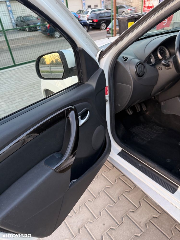 Dacia Duster 1.6 16V 4x2 Prestige - 20