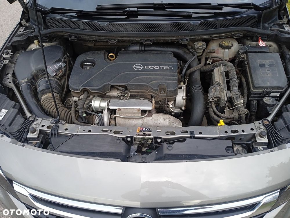 Opel Astra 1.4 T Dynamic - 27