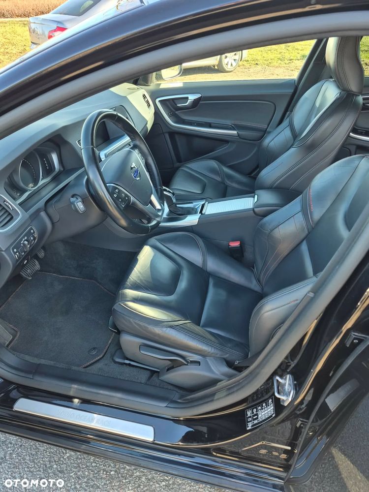Volvo V60 D2 Geartronic - 14