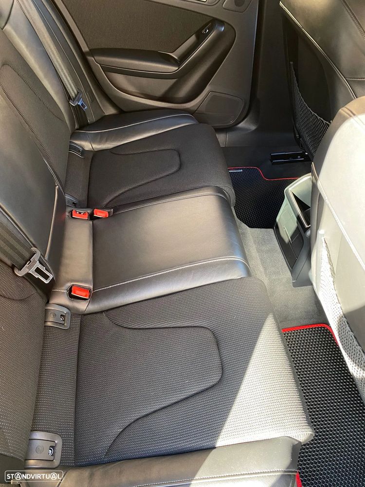 Audi A4 Avant 2.0 TDI DPF S line Sport Pack - 8