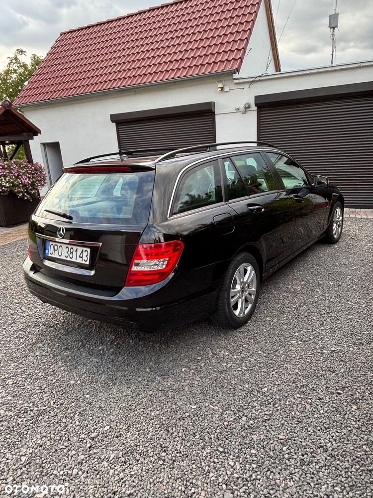 Mercedes-Benz C-Class 2012 photo 3