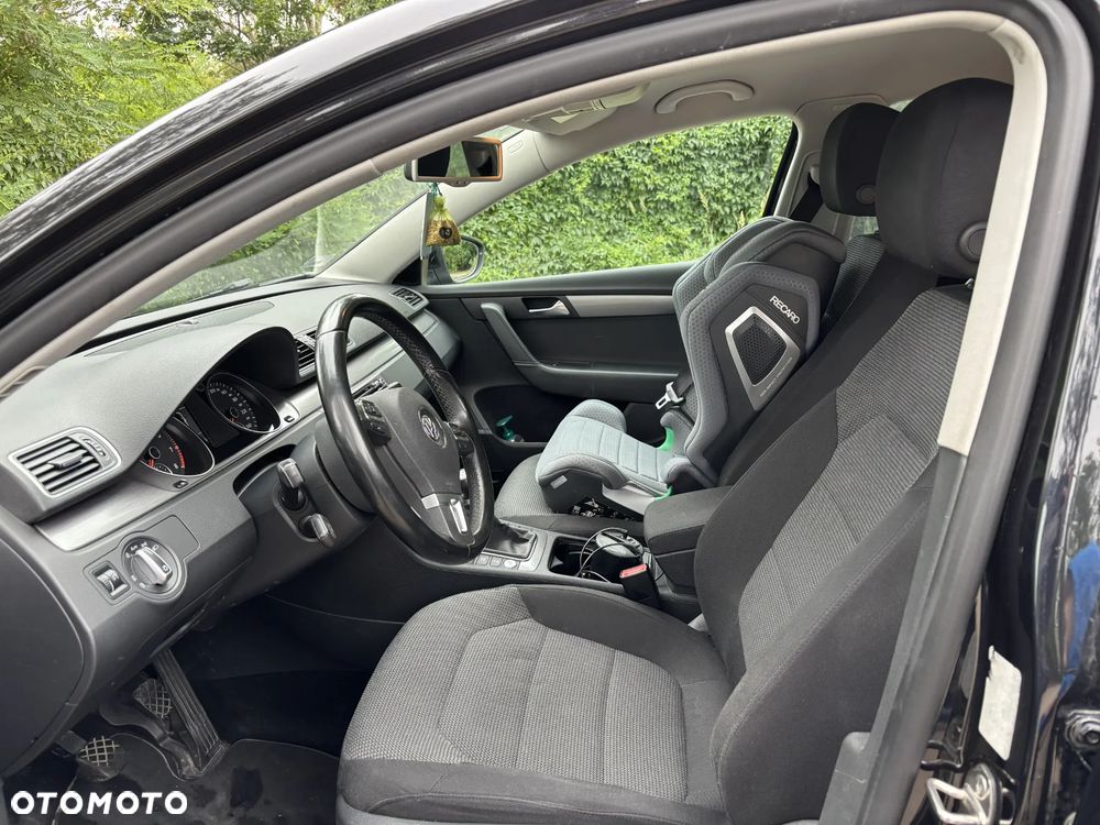 Volkswagen Passat 1.8 TSI Comfortline - 9