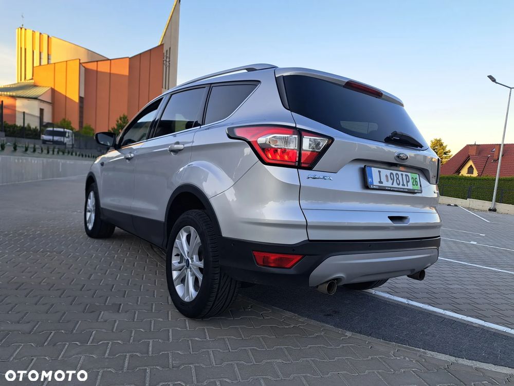 Ford Kuga - 31