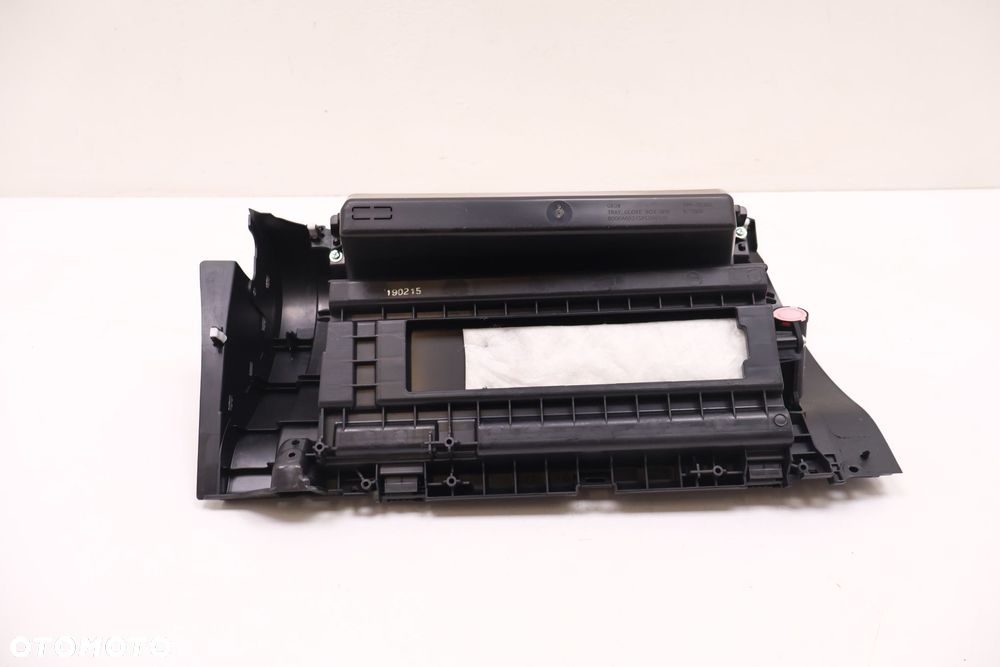 MITSUBISHI ECLIPSE CROSS SCHOWEK PASAŻERA 8006A602 - 6