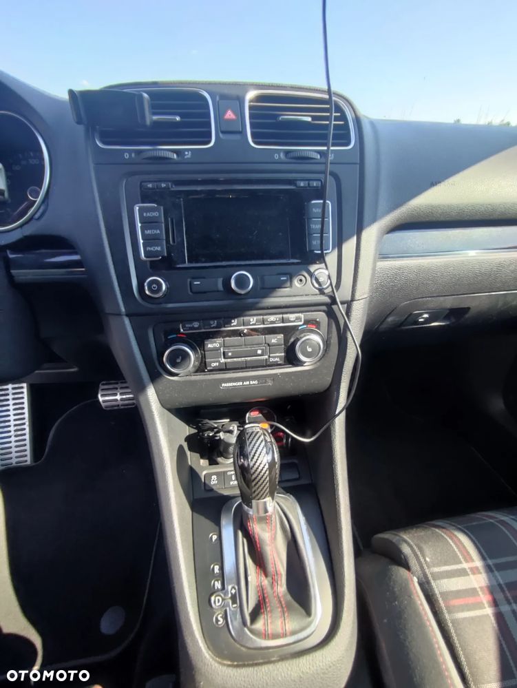 Volkswagen Golf 2.0 GTI DSG - 13
