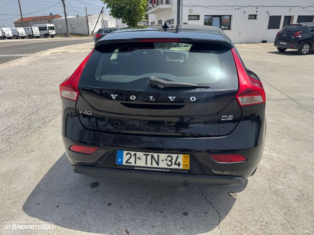 Volvo V40 2.0 D2 Kinetic - 3