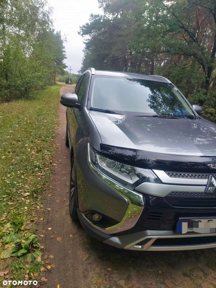 Mitsubishi Outlander 2018 photo 4