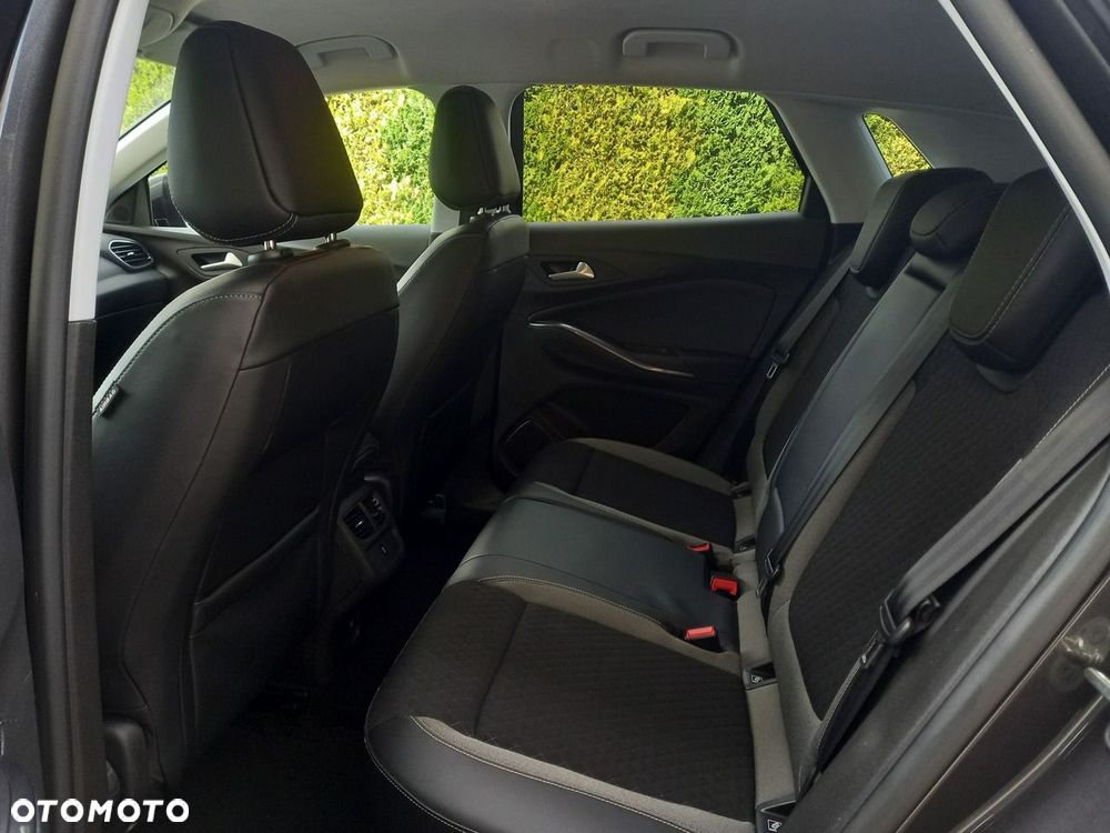 Opel Grandland X 1.2 Start/Stop Business INNOVATION - 27