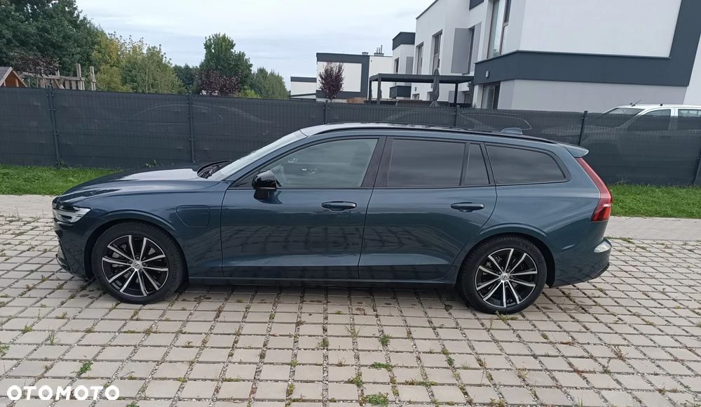 Volvo V60 T8 AWD Plug-In Hybrid Plus Dark - 3