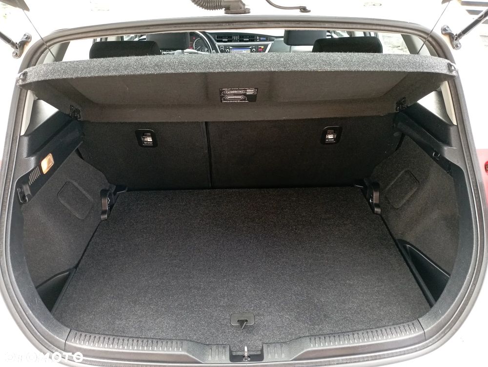 Toyota Auris 1.6 Valvematic START Edition - 23