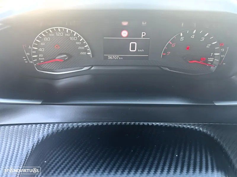 Peugeot 208 1.2 PureTech Allure EAT8 - 15