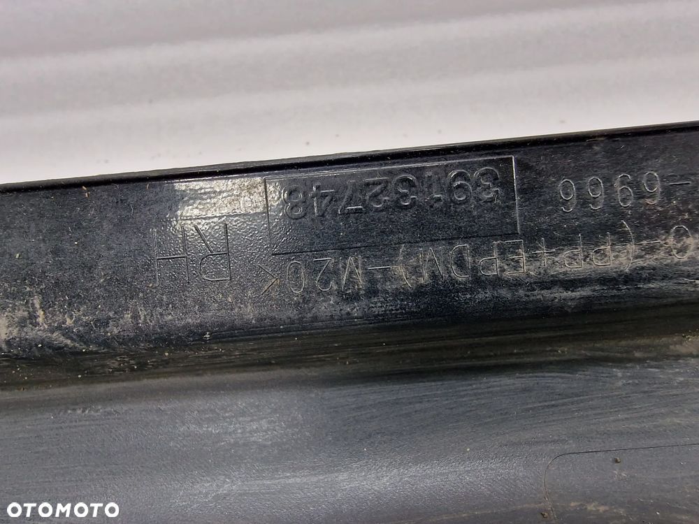OPEL INSIGNIA B 17- OPC GSI PRAWA LISTWA PROGOWA / NAKŁADKA PROGU , NR 39132748 / 313351016 , NR AUKCJI PR304 - 15