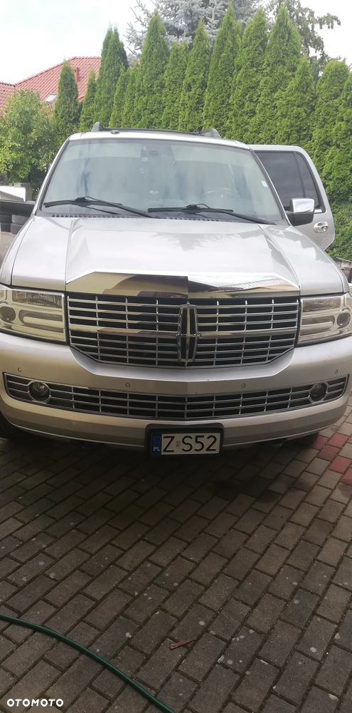 Lincoln Navigator 5.4 L 4x4 - 13