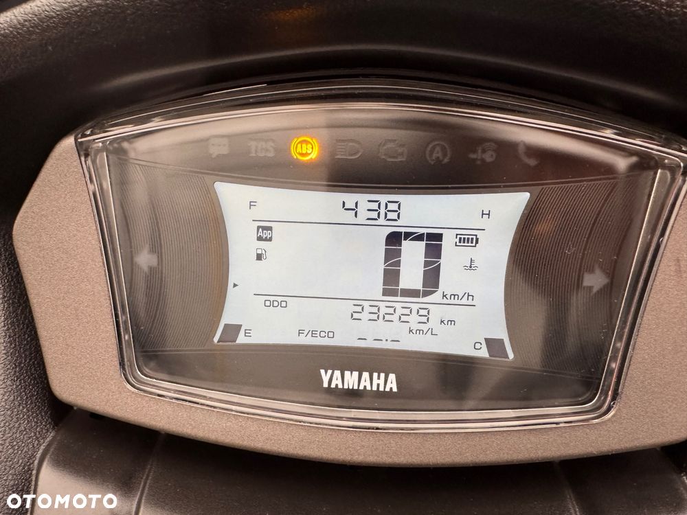 Yamaha NMAX - 9