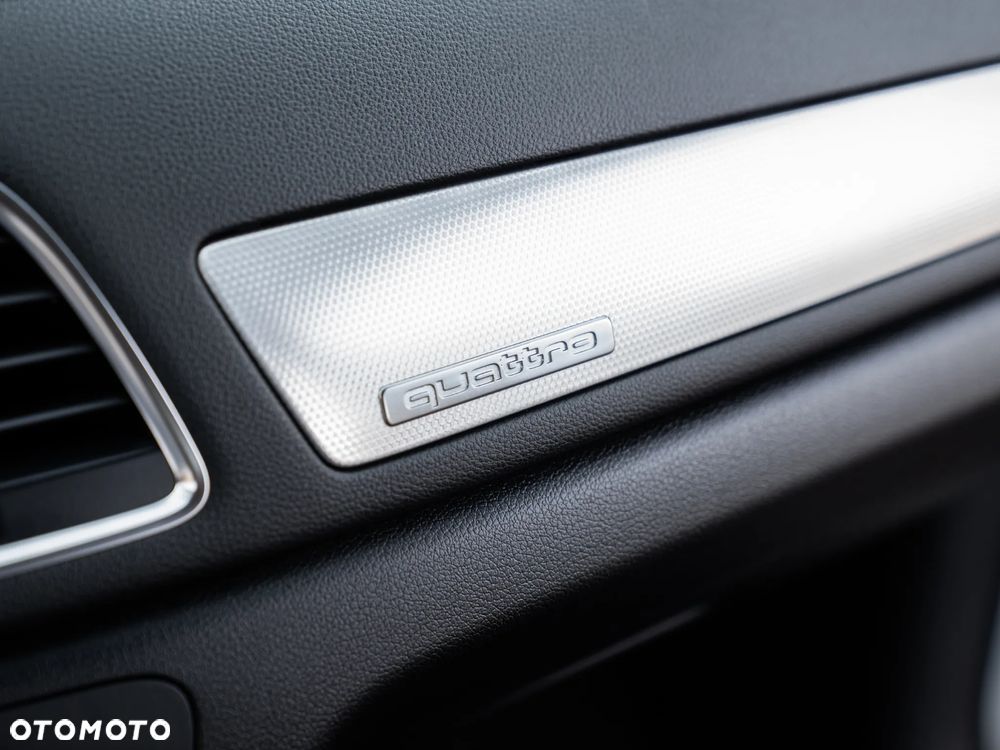 Audi Q3 2.0 TDI Quattro S tronic - 37