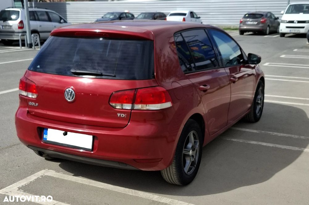 Volkswagen Golf 1.6 TDI DPF Comfortline - 4