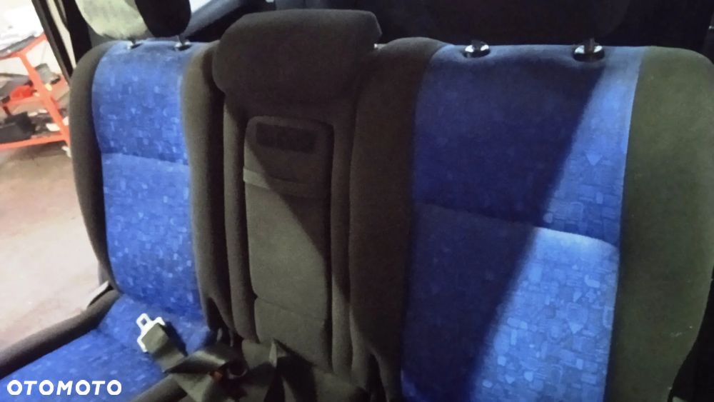 Fotel kierowcy pasażera podgrzewany kanapa - 3-rzędy 7-miejsc Opel Zafira A - 7