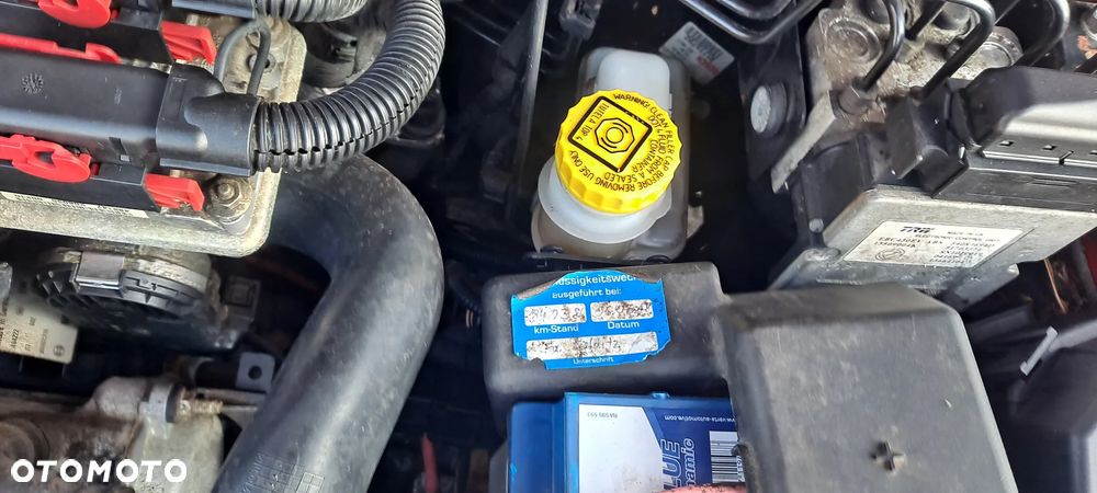 Lancia Ypsilon Y 1.4 16v Automatik Platino - 25