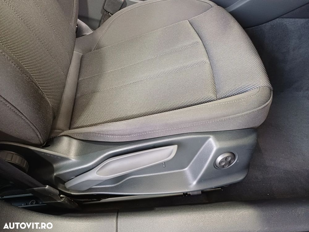 Audi A4 40 TFSI quattro S tronic MHEV Basic - 23