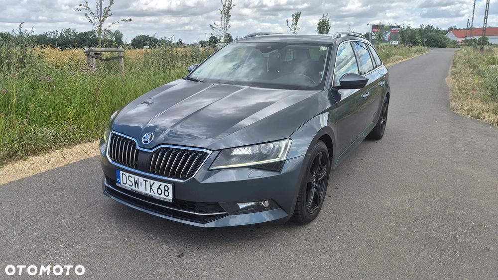 Skoda Superb 2.0 TDI Style - 1