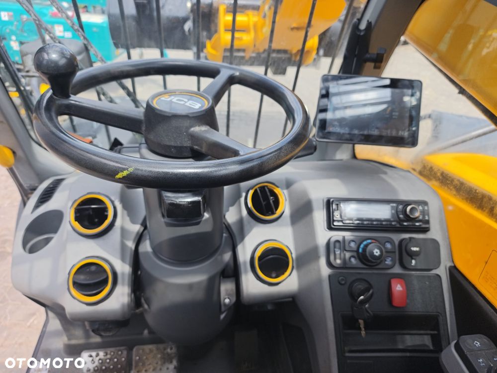 JCB 542-70 AGRI - 10