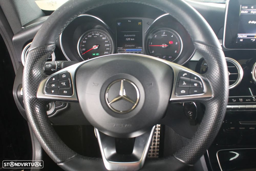 Mercedes-Benz C 220 d Cabrio AMG Line - 42