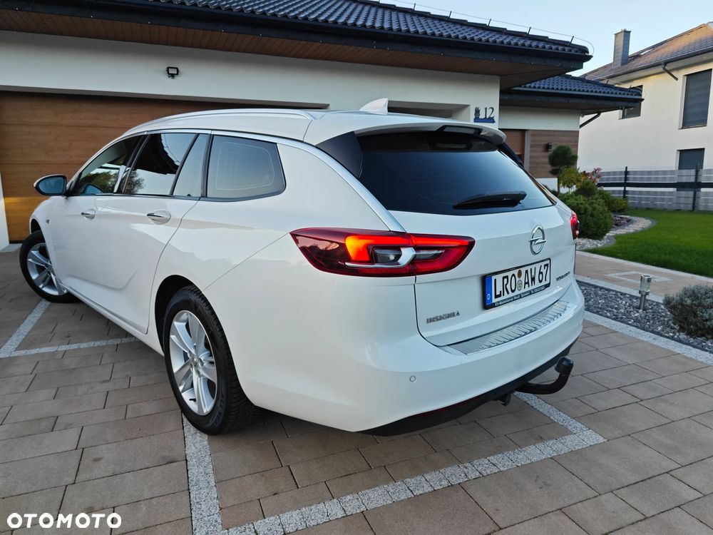 Opel Insignia - 8