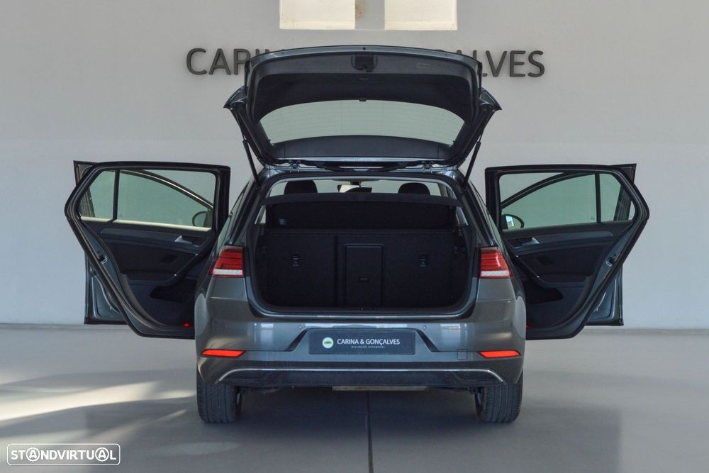 VW Golf 1.6 TDI Confortline - 50