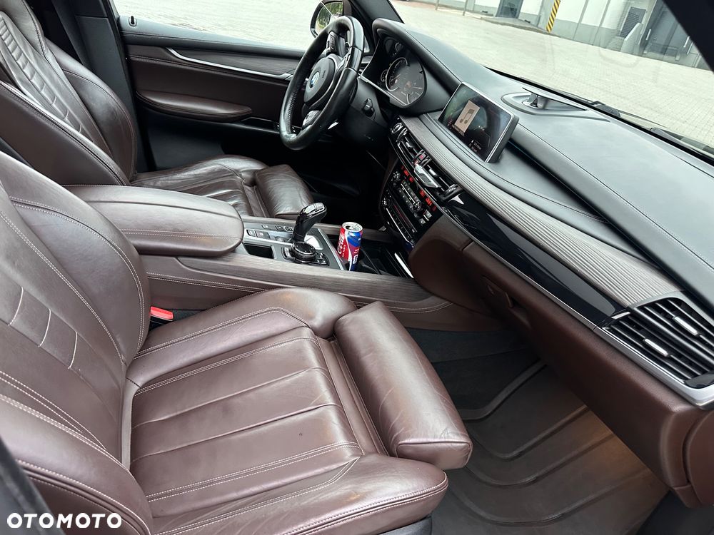 BMW X5 M M50d - 10