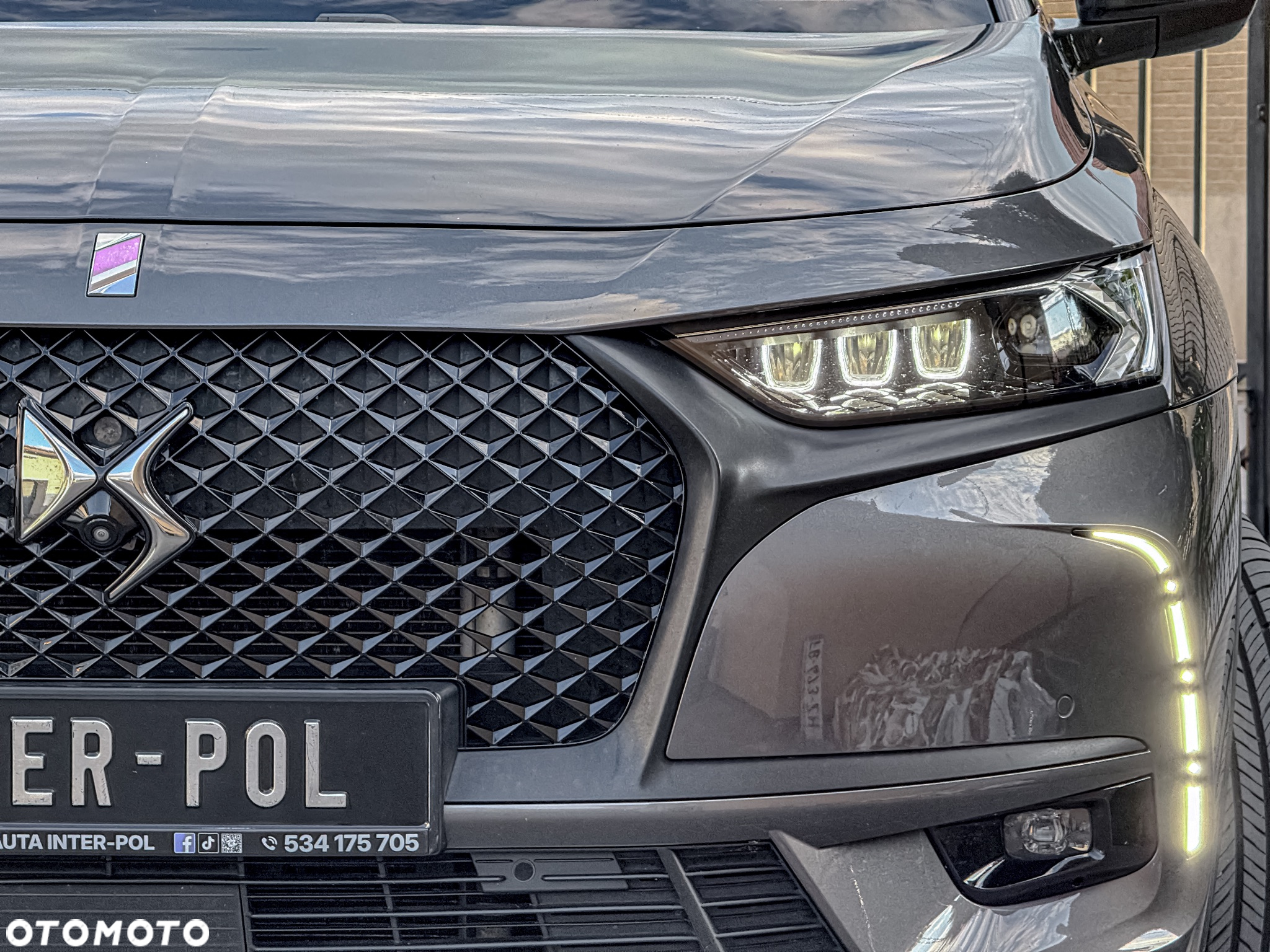 DS Automobiles DS 7 Crossback 2.0 BlueHDi Performance Line + - 6