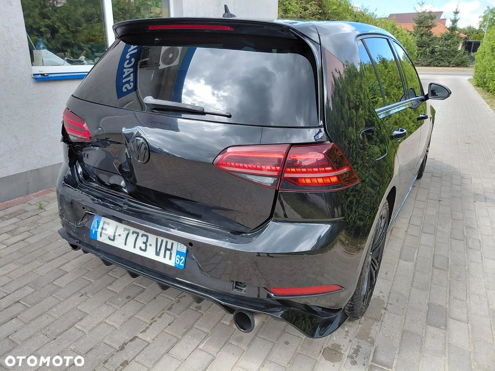 Volkswagen Golf - 12