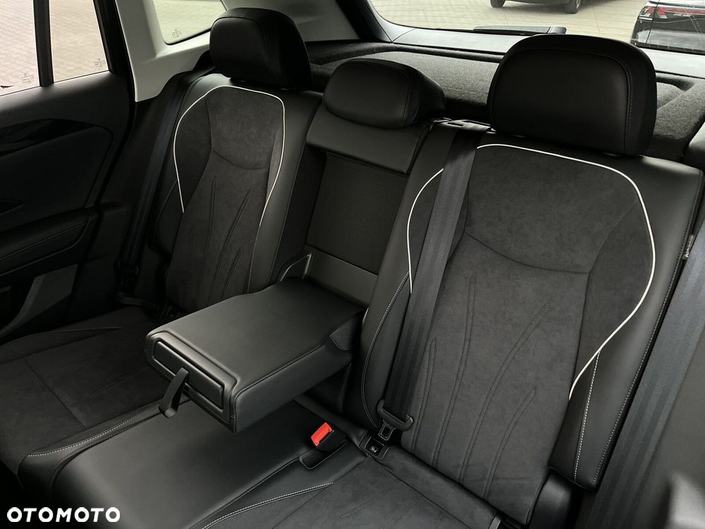 Volkswagen Tiguan - 26