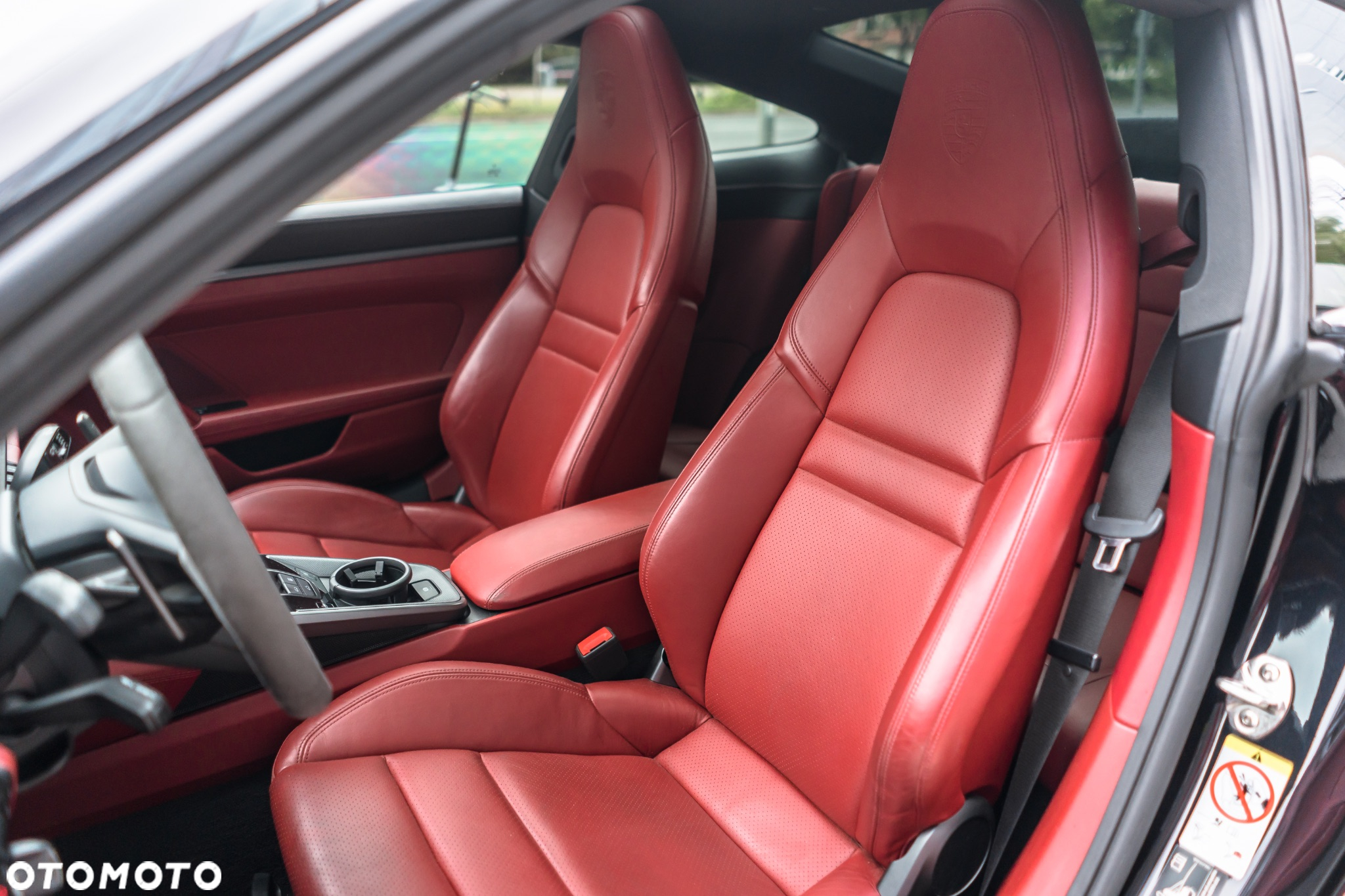 Porsche 911 Carrera - 12