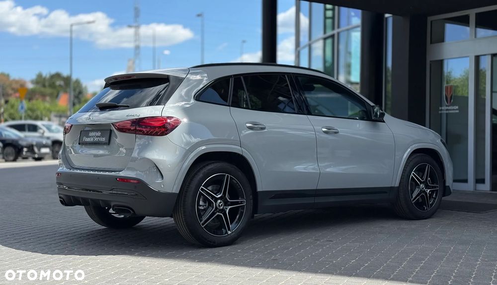 Mercedes-Benz GLA 220 mHEV 4-Matic AMG Line 8G-DCT - 8