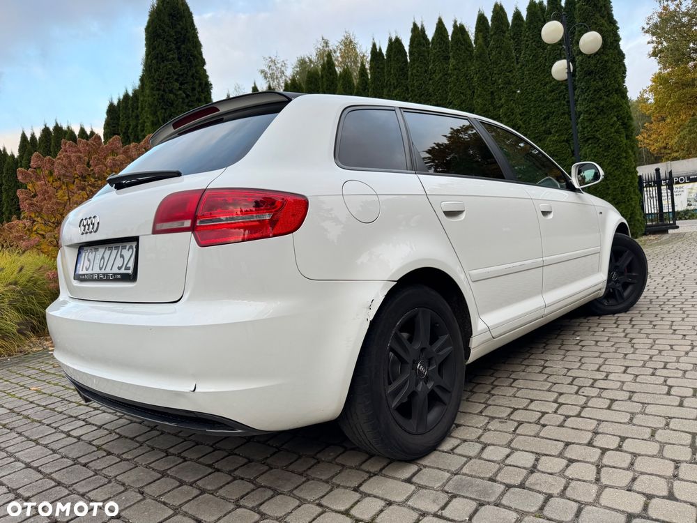 Audi A3 Sportback - 6